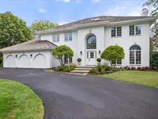 Beautifully Renovated High Ridge Estate