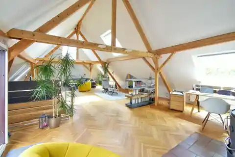 Extraordinary Maisonette Apartment