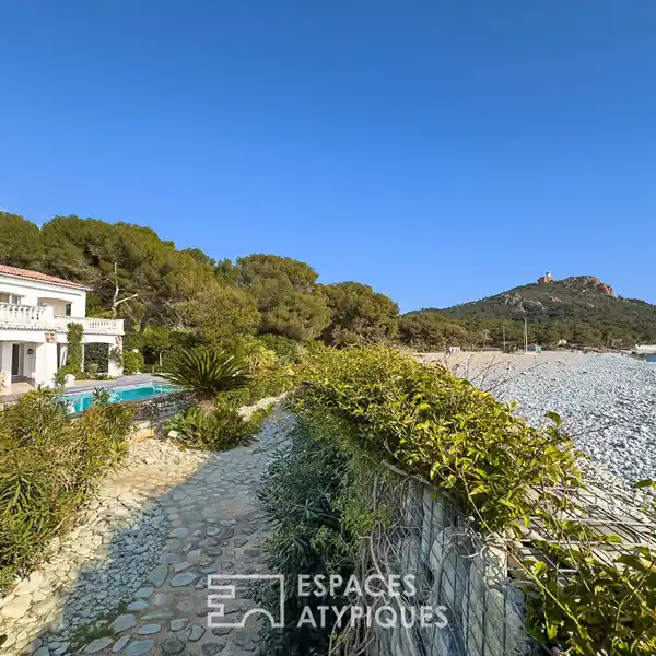 RARE VILLA WITH PRIVATE BEACH ACCESS