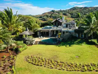 Fully Furnished Luxury Villa with Golf and Ocean Views