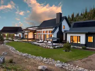 Beautiful Home with Amazing Views