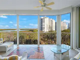 Bright Coastal Retreat with Breathtaking Views