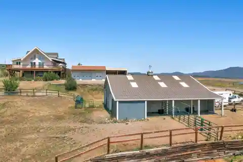 Horse-Ready Estate with Valley Views