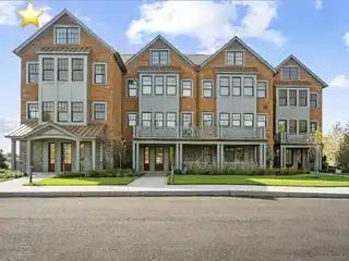 Luxury Townhome in a Beautiful Natural Setting