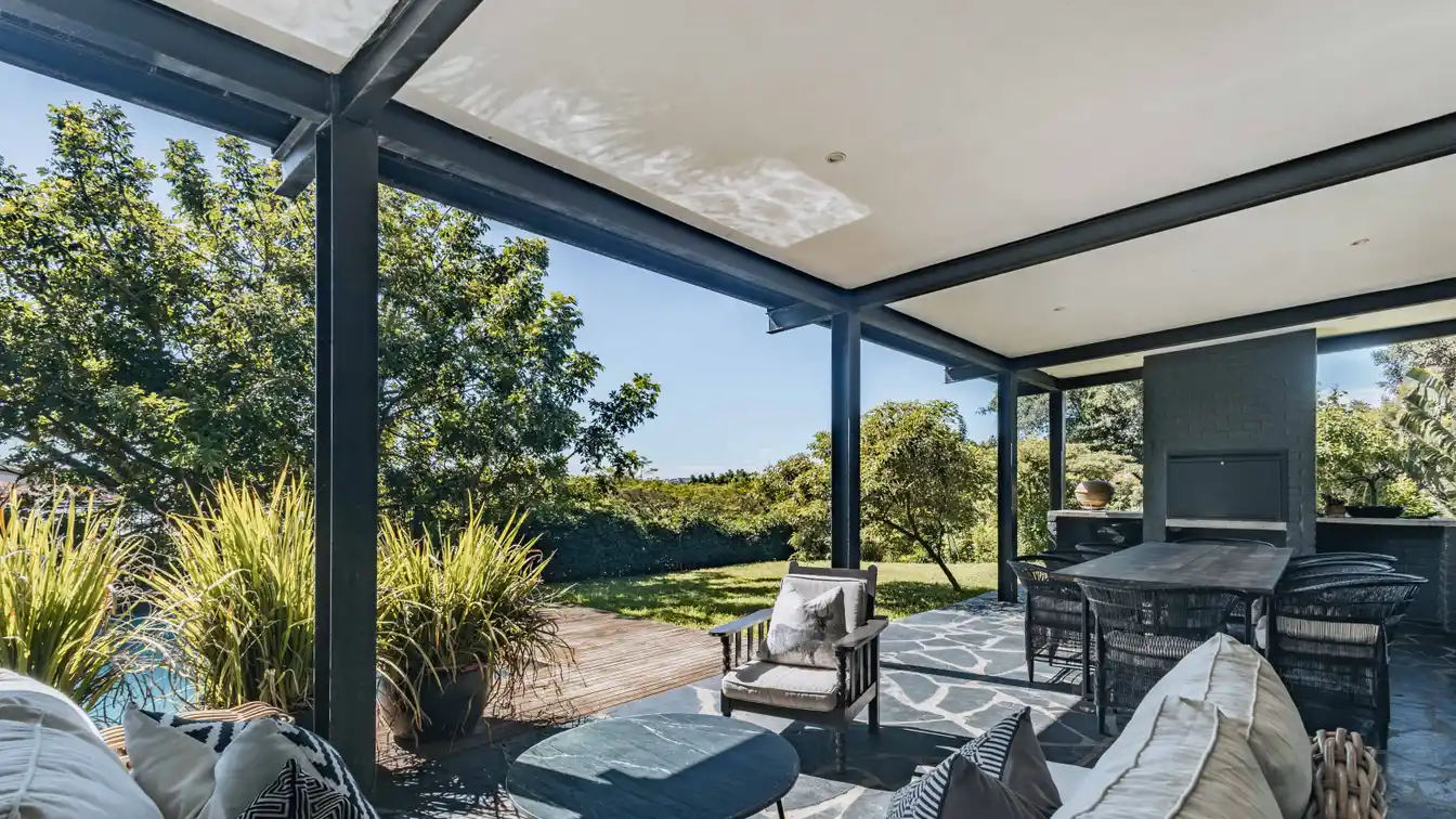 Modern Farm-style Family Sanctuary in Exclusive Elaleni Coastal Forest Estate