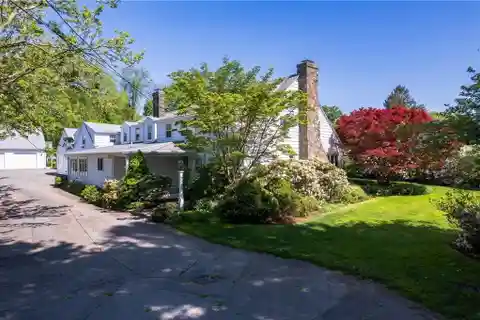 Private Colonial Retreat in Desirable Bristol Highlands