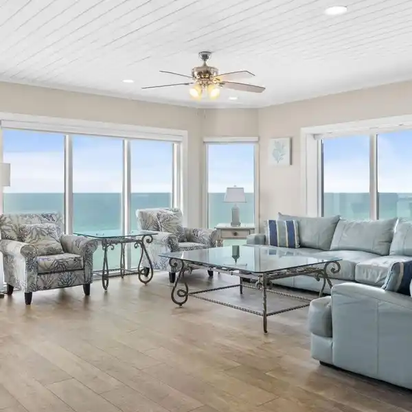 WELL APPOINTED AND FULLY FURNISHED UNIT