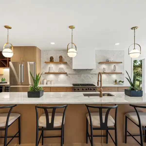 LUXURIOUS CUL-DE-SAC RETREAT DESIGNED WITH COMFORT AND LUXURY