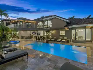 Remarkable Deepwater Estate