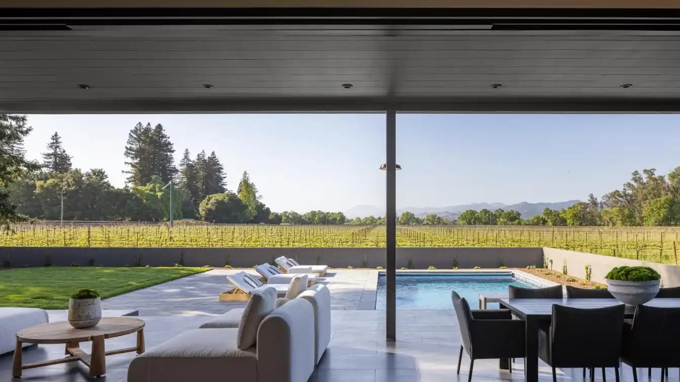 Distinctive Rutherford Property