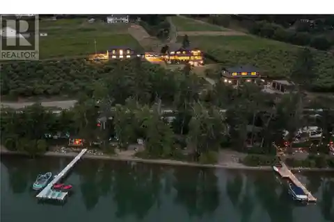 Extravagant Waterfront Estate