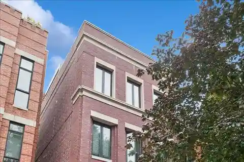 Comfortable Single-Family Home-Designed for Connection