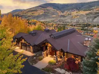Thoughtfully Designed Home in Prestigious Three Peaks