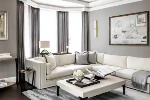 Exceptional Property Moments Away from Buckingham Palace