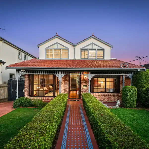 IMPRESSIVE TRI-LEVEL HOME