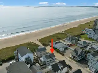 Charming Beach Cottage