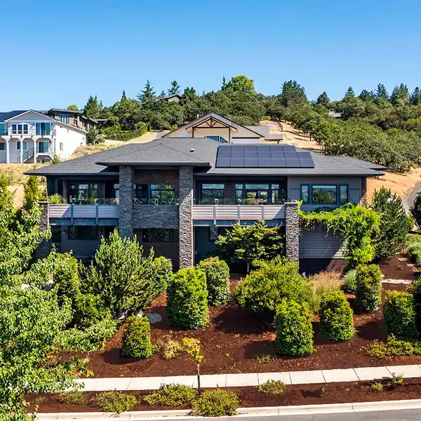 ARCHITECTURAL MASTERPIECE OVERLOOKING MT. ASHLAND