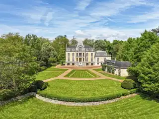 Elegant 18th Century Chateau