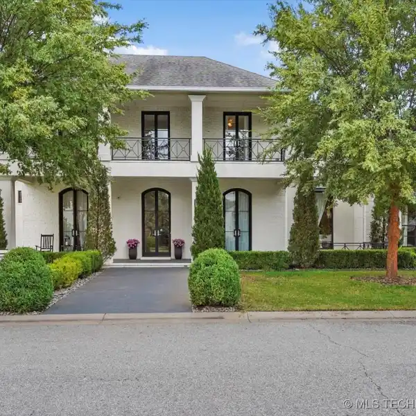 ONE-OF-A-KIND FIVE BEDROOM RESIDENCE