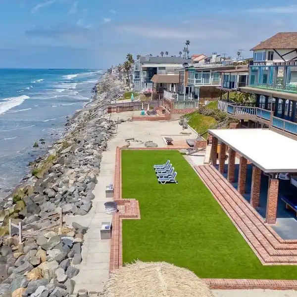 DREAM ESTATE ON PRISTINE BEACHFRONT