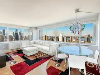 Contemporary High-end Furnished Rental