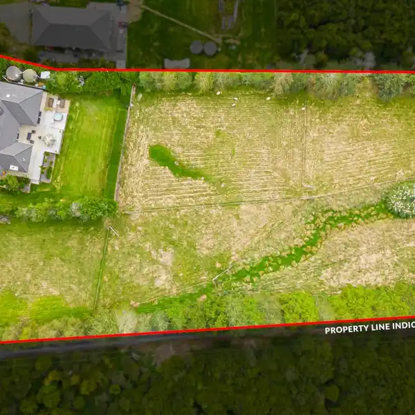 MODERN HOME ON LUSH 2.5 ACRES