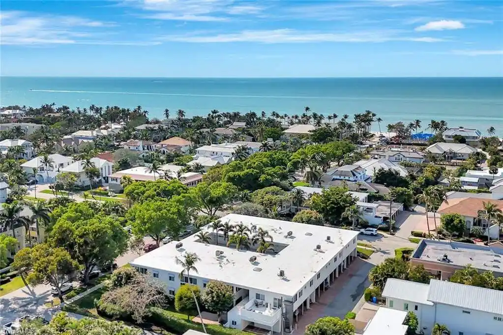 Artfully Redesigned Condominium Steps to the Gulf