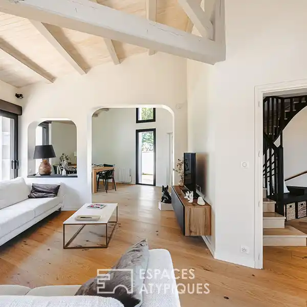 BEAUTIFULLY UPDATED HOME NEAR THE BEACH