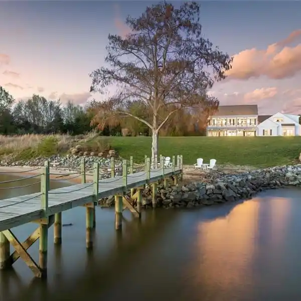 10-ACRES OF JAMES RIVER WATERFRONT