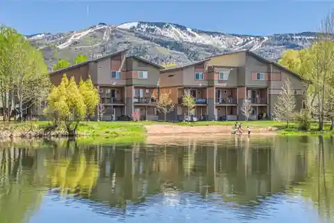 Quintessential Waterfront Townhome