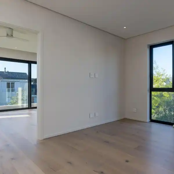 MAGNIFICENT ESTATE LIVING WITH MOUNTAIN VIEW SERENITY