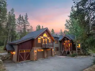 Beautifully Remodeled Highlands Home