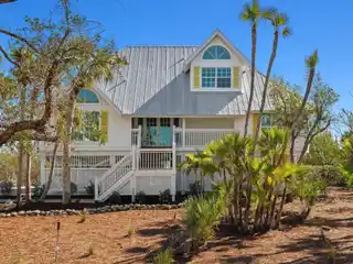 Gorgeous Home in Seagull Estates