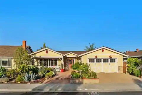 Coastal Living Meets Comfort