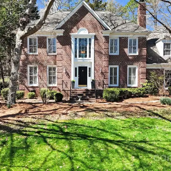 BEAUTIFUL FULL BRICK TRADITIONAL HOME IN MONTIBELLO