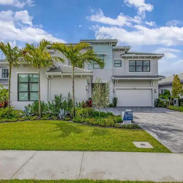 BRAND NEW HIGH-END HOME