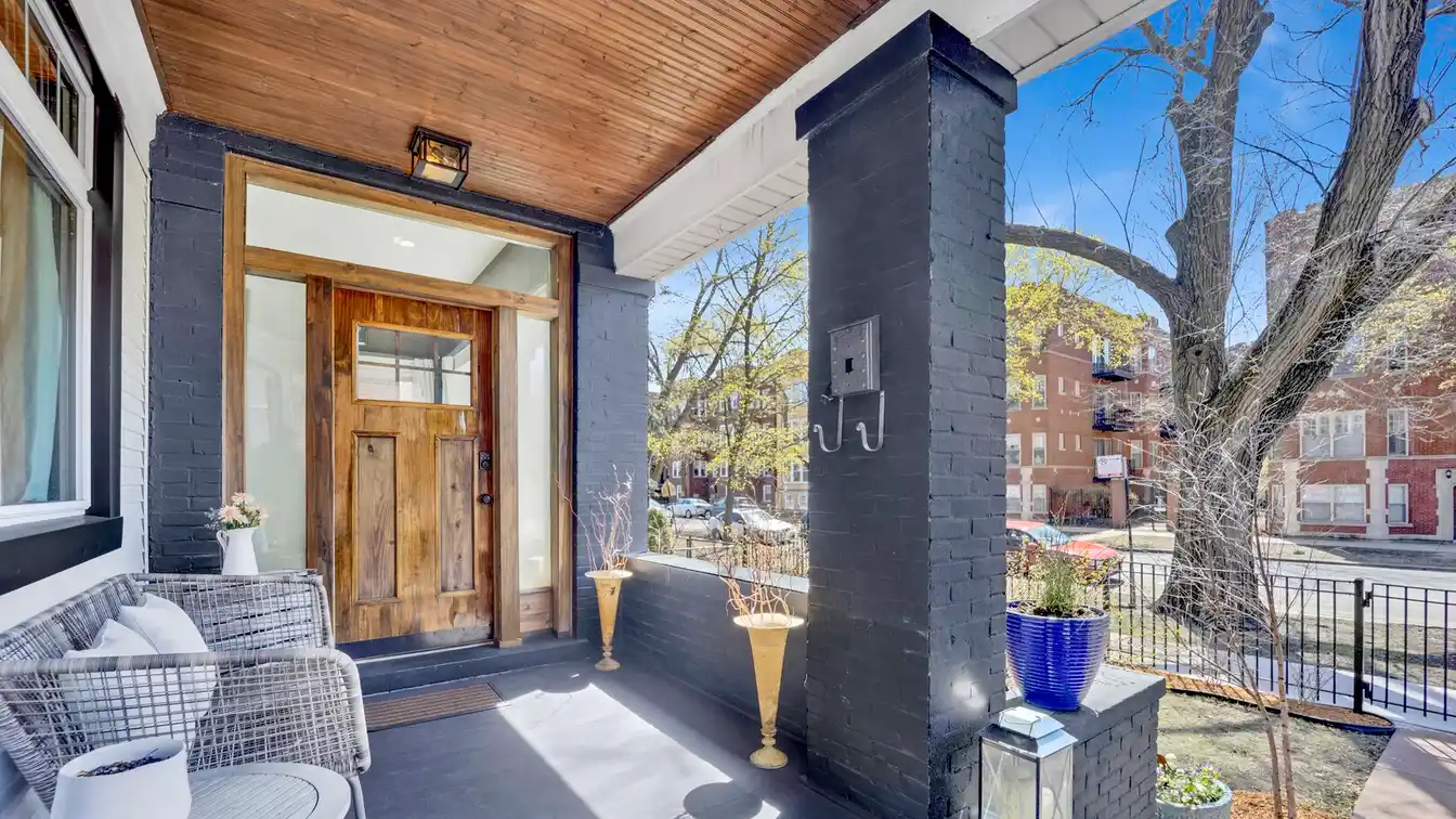 Extraordinary Opportunity in Edgewater