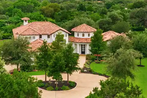 Exceptional Estate in the Huntington at Shavano Park