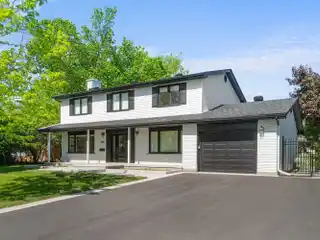 Stunningly Renovated Home in Prestigious Beaconsfield