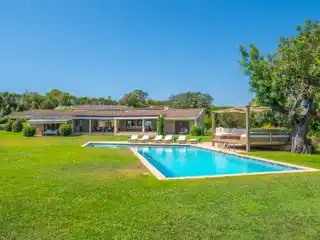 Prestigious Property with Sea View in Puntaldìa, Sardinia