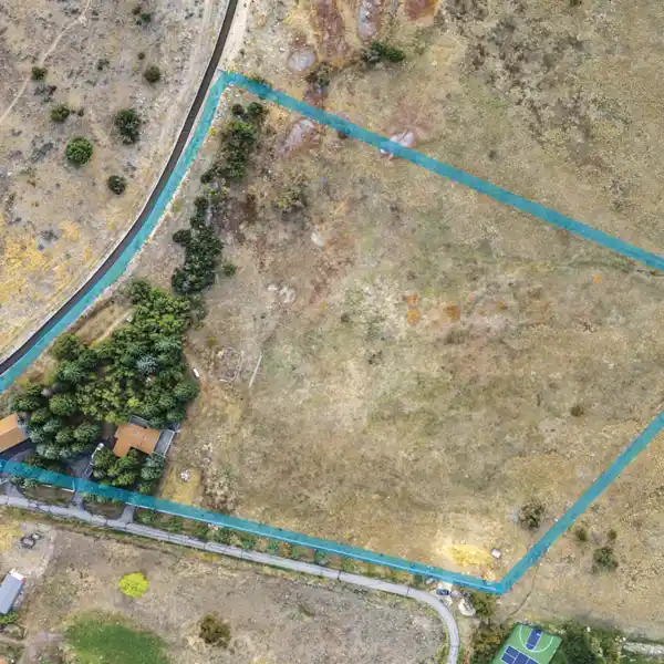 VERSATILE SEVEN-ACRE PARCEL