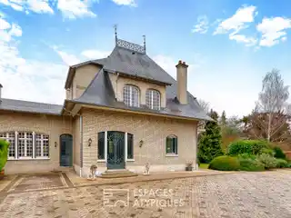 Classic Home with a Contemporary Reinterpretation