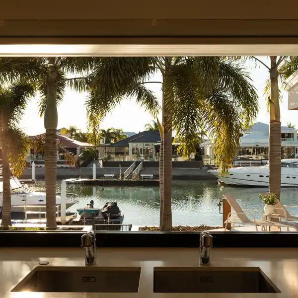THE EPITOME OF FIVE STAR WATERFRONT LIVING