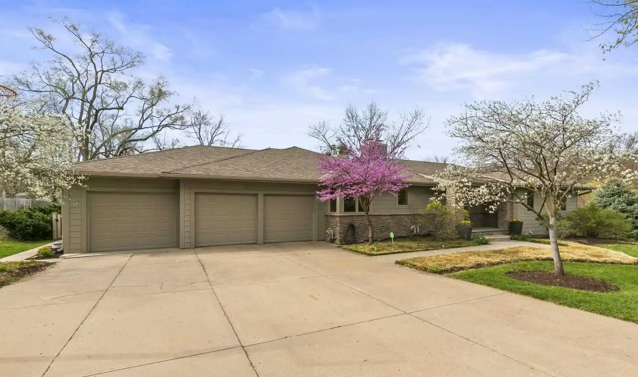 Amazing Ranch in District 66