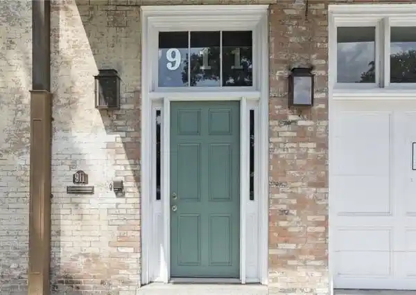 METICULOUSLY MAINTAINED HISTORIC FRENCH QUARTER TOWNHOUSE