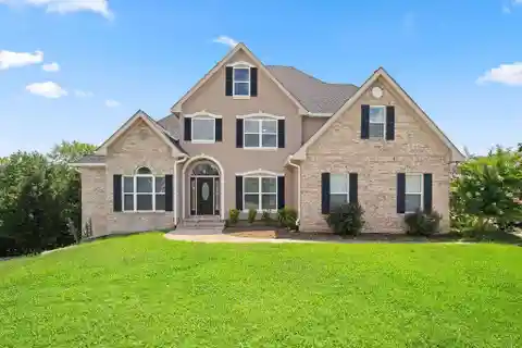 Modern Luxury Living with Spacious Open Concept