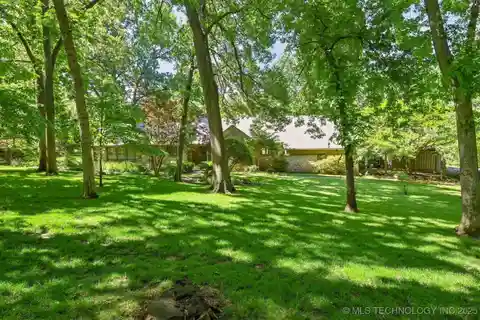 Tranquil Tulsa Retreat on Two Private Acres