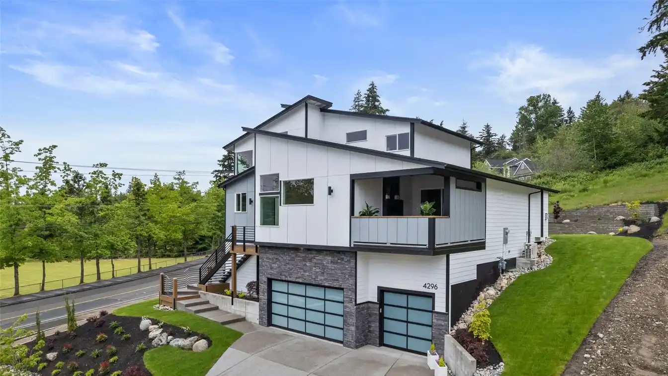Three-story Floor Plan on a Corner Lot