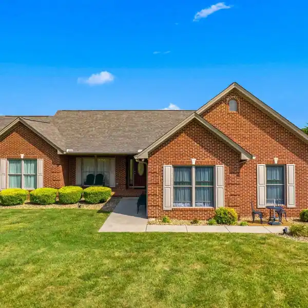 BREATHTAKING OASIS ON OVER 19 PRIVATE ACRES