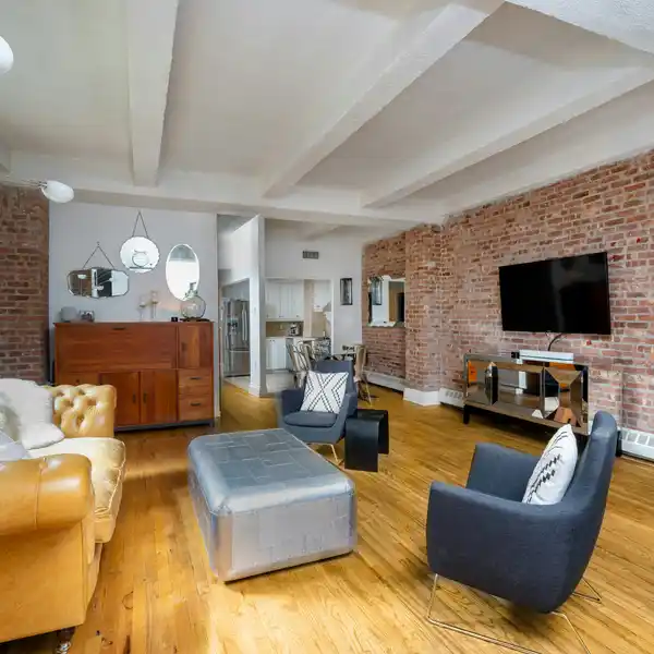 HALF-FLOOR TRIBECA LOFT FOR RENT